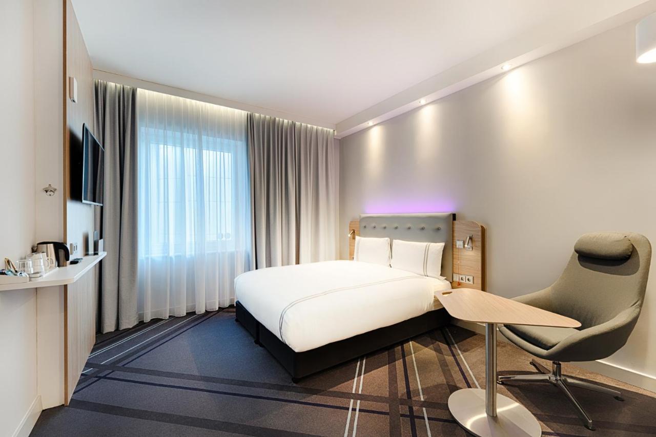 Premier Inn Frankfurt Westend Frankfurt am Main Exteriör bild