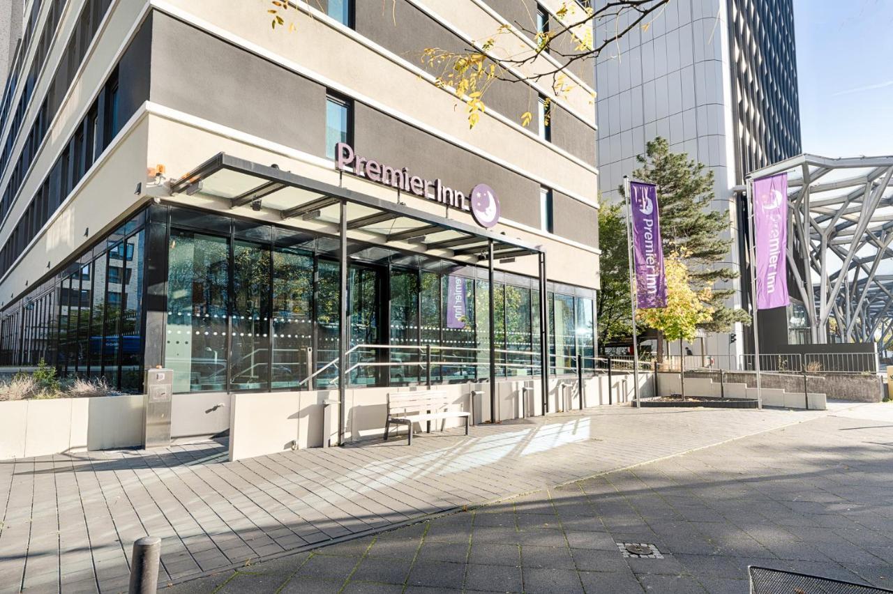 Premier Inn Frankfurt Westend Frankfurt am Main Exteriör bild